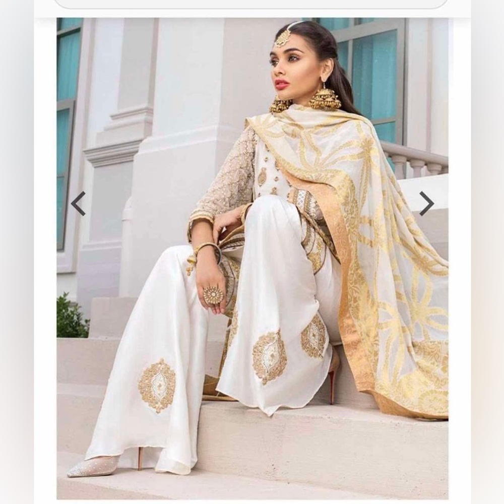Pakistani Zainab Chottani formal 3 piece